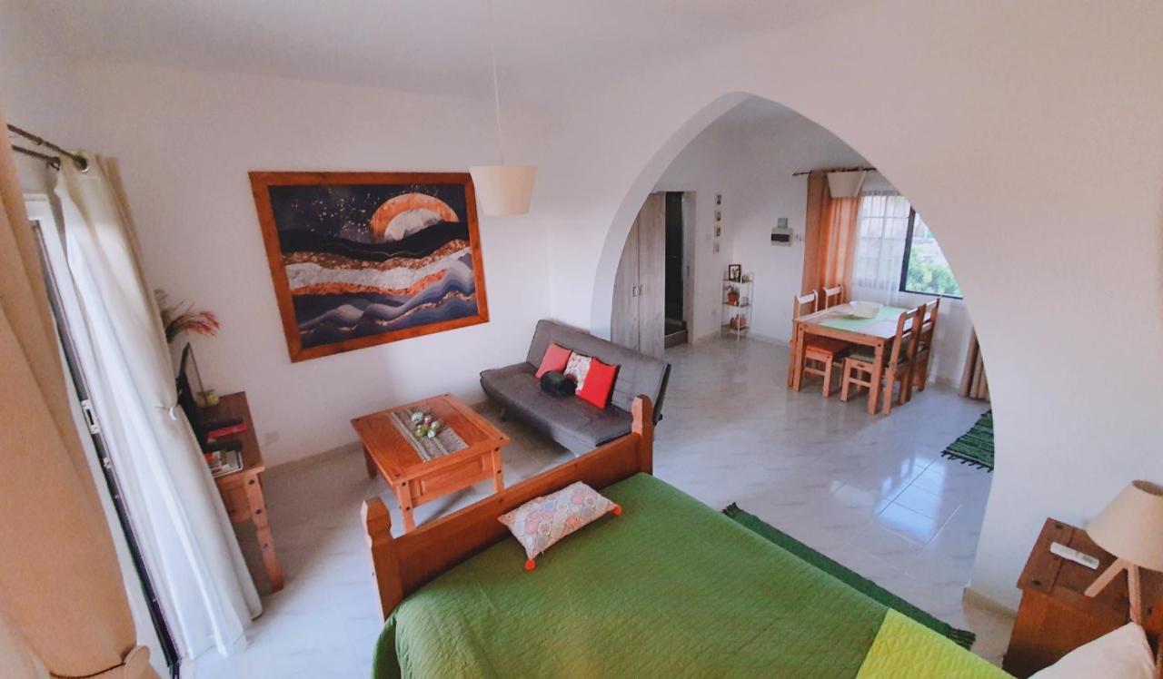 Tina'S Cozy Studio Polis ภายนอก รูปภาพ