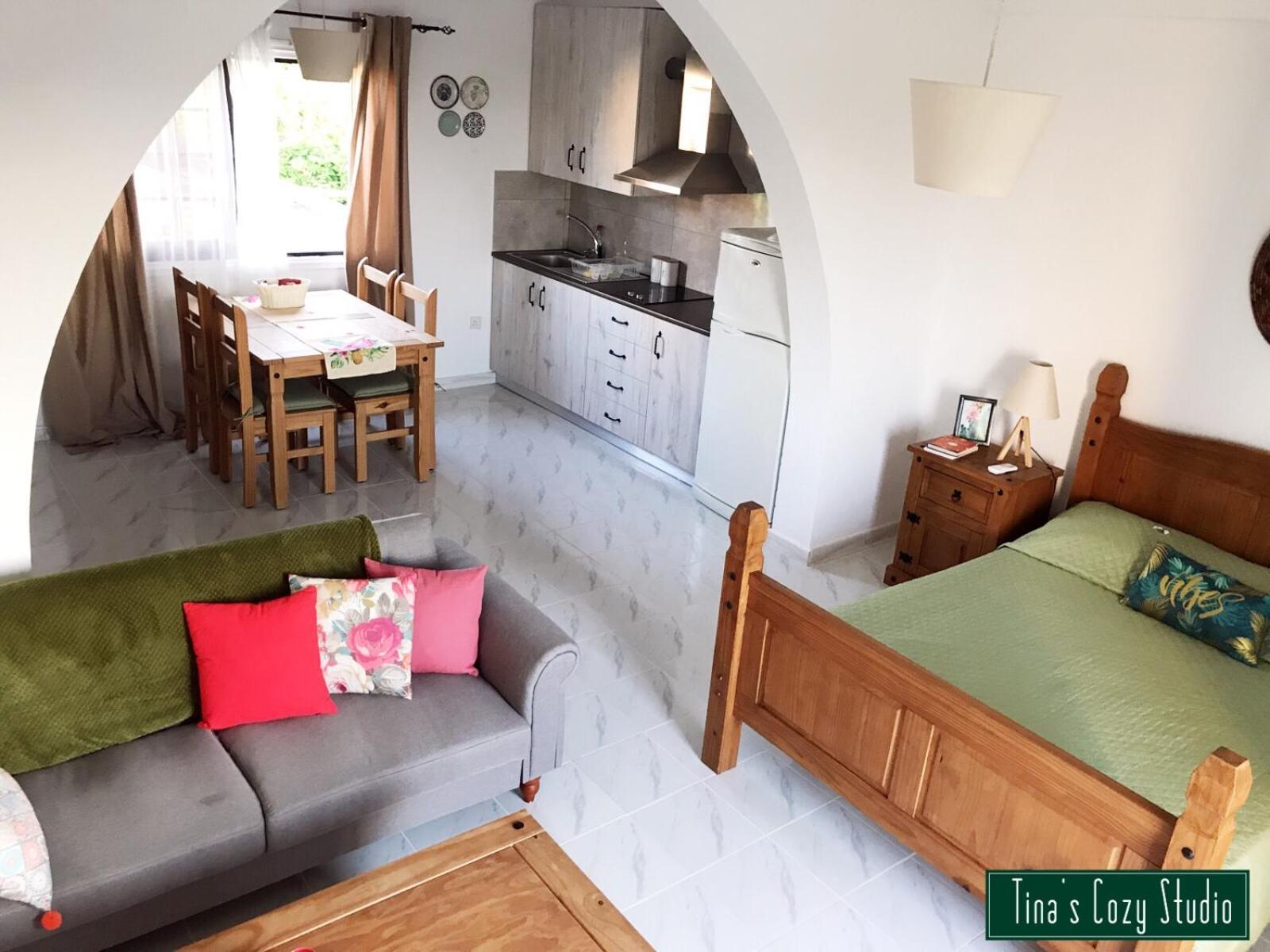 Tina'S Cozy Studio Polis ภายนอก รูปภาพ